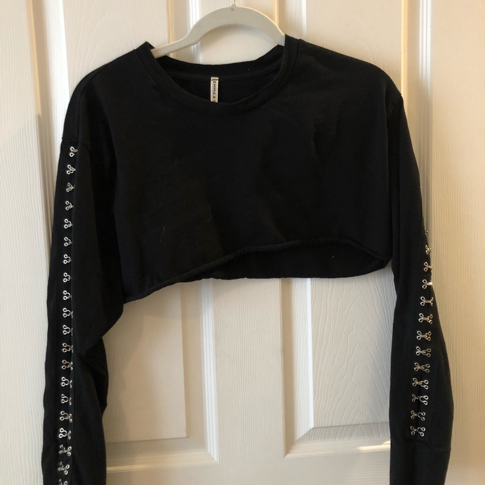 LF Emma and Sam crop top
